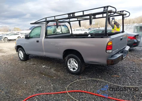 2002 Toyota Tundra z USA, uszkodzony, nr VIN 5TBJN32182S255372